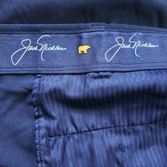 Classic Navy Blue Men's Flat Front Shorts - Picture 3 of 3